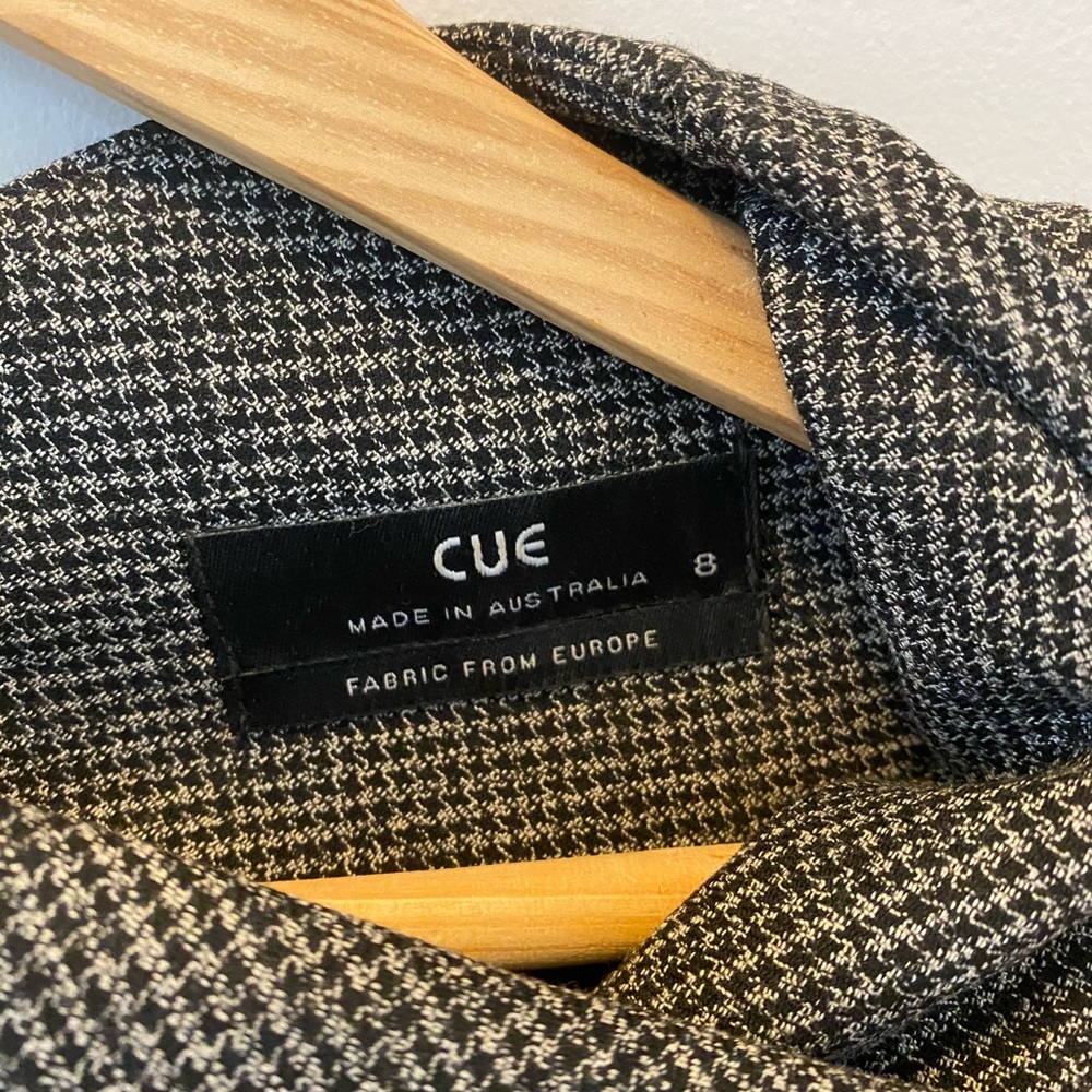 Cue Australia grey and black dress